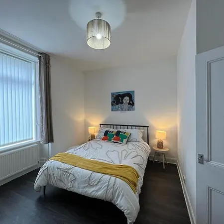 Perfect Ardrossan 1-Bed Flat. 5 Min To North Beach. Exterior photo