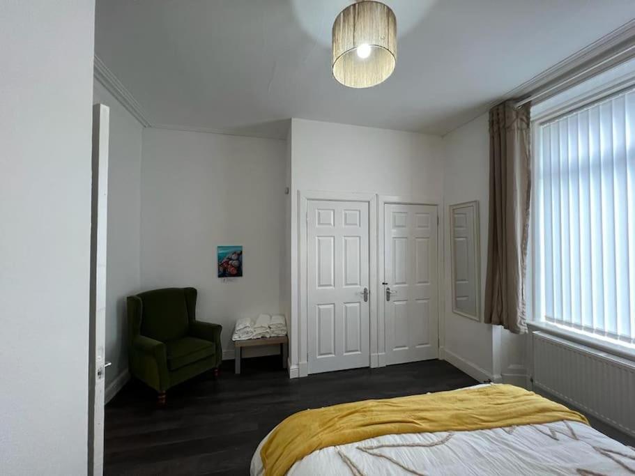 Perfect 1-bed Flat. 5 Min To North Beach. *