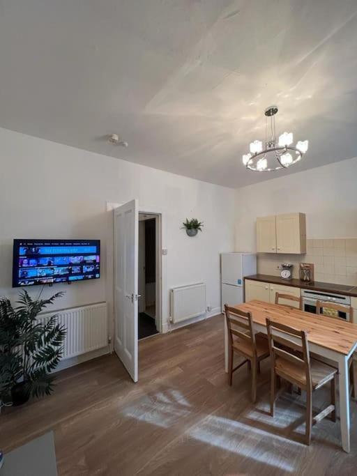 Perfect 1-bed Flat. 5 Min To North Beach. Apartment *